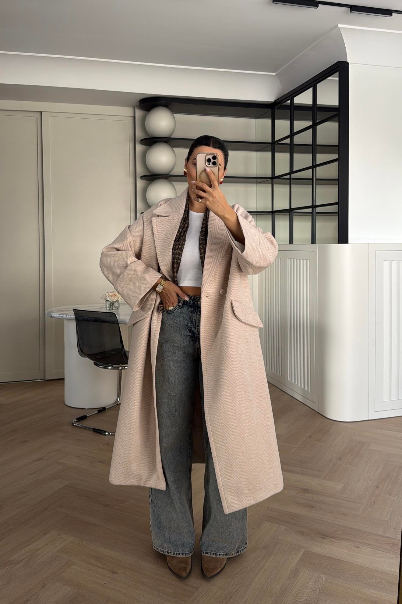 Elegancy Off White Coat