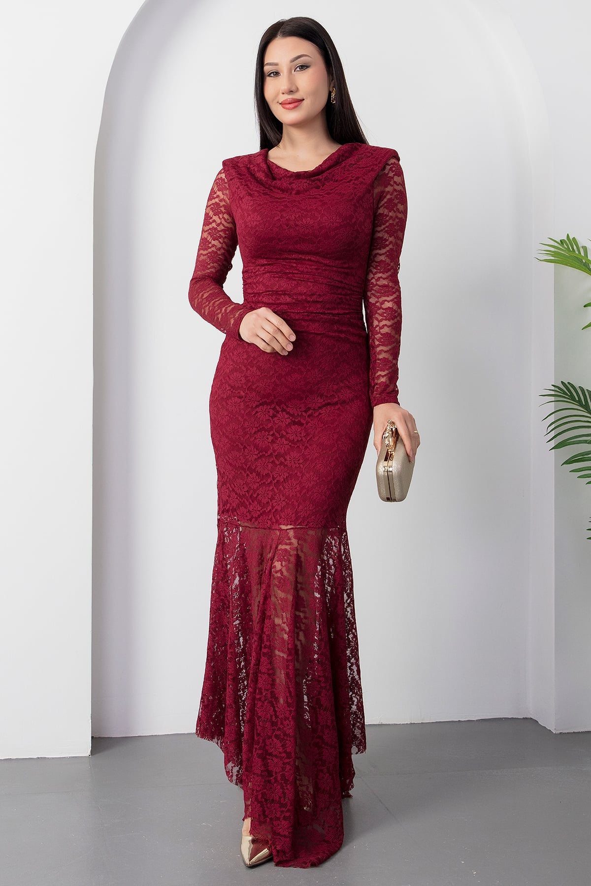 Wine Dentelle Dress
