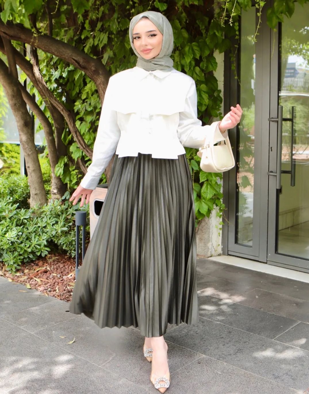 Kaki Plisse Skirt