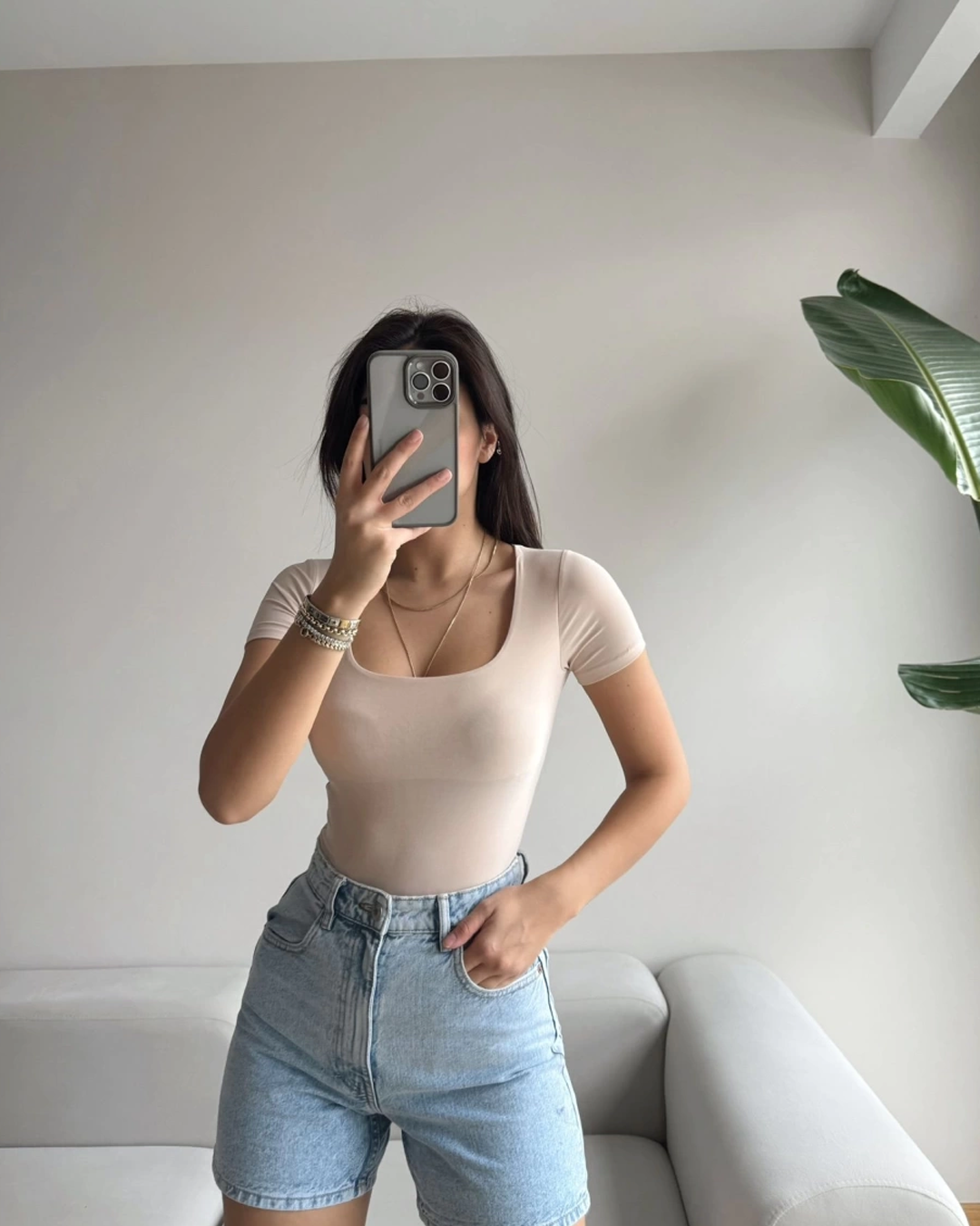 U Yaka Crop Beige
